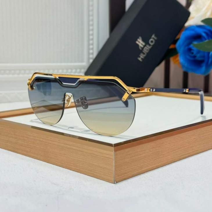 Picture of Hublot Sunglasses _SKUfw71164276fw
